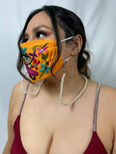 Load image into Gallery viewer, Pearl mask lanyard